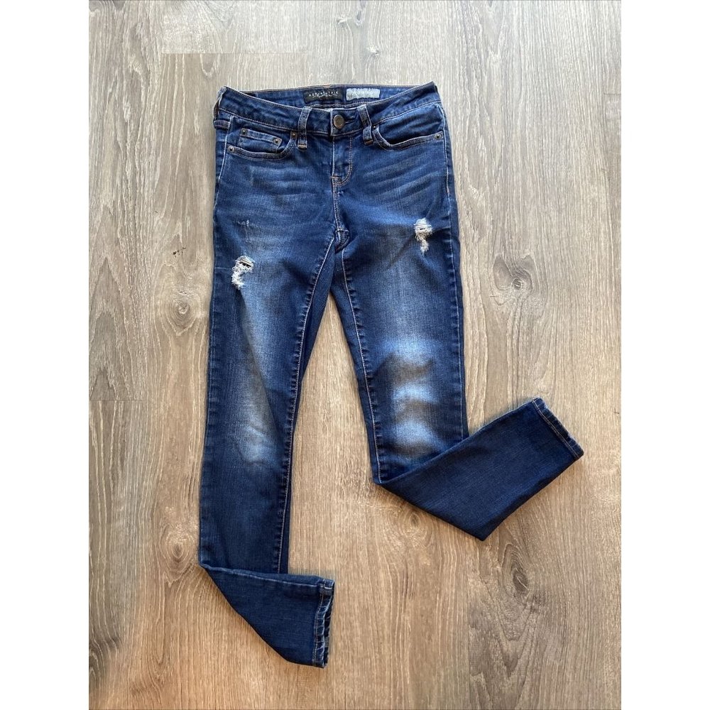 Aeropostale jeggings size 0 short distressed